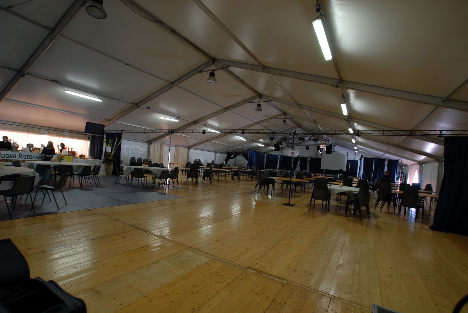 Costruzione Palaclan 00118